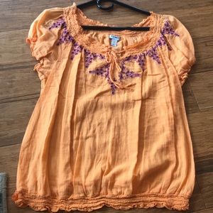 nice loose fit shirt